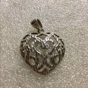 Vintage sterling engraved heart pendent